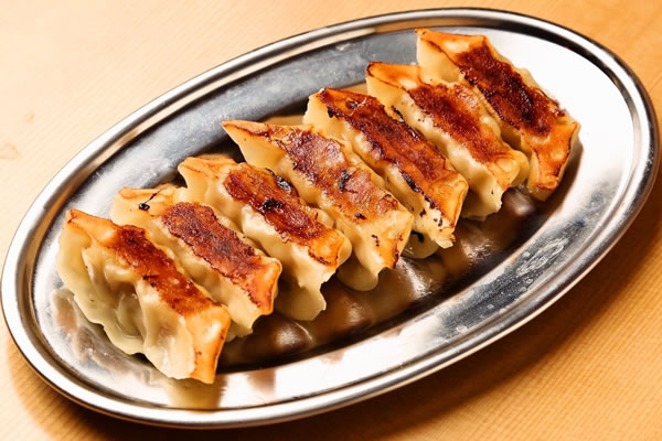 頂名物「焼き餃子」のイメージ