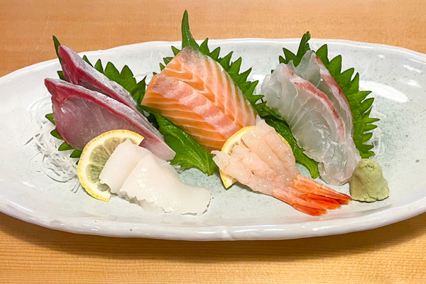 大阪中央市場直送の新鮮な魚のイメージ